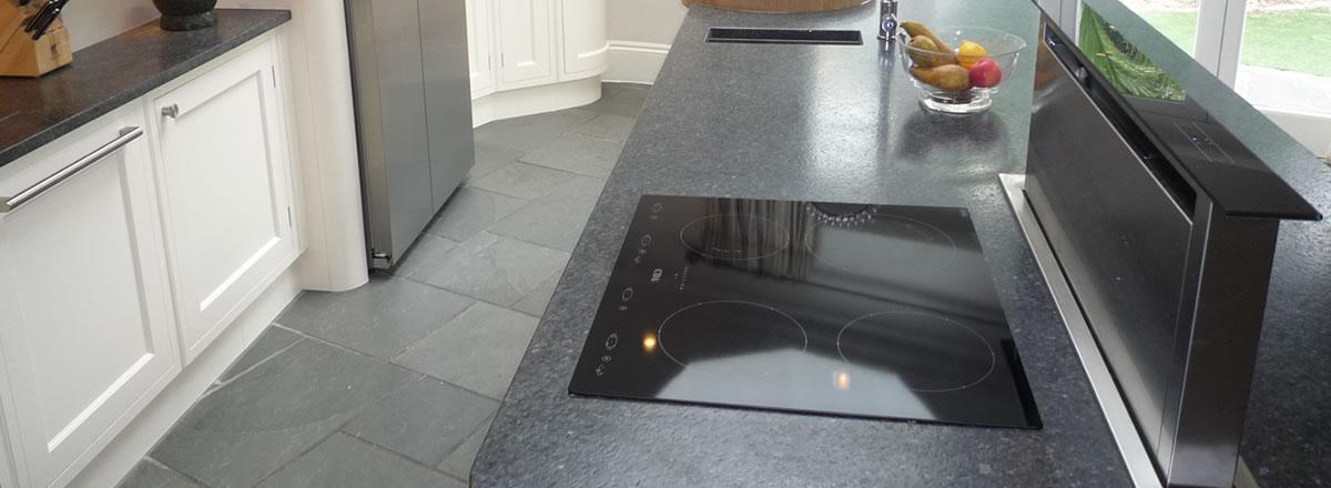 expert hob and extractor cleaning in Market Harborough